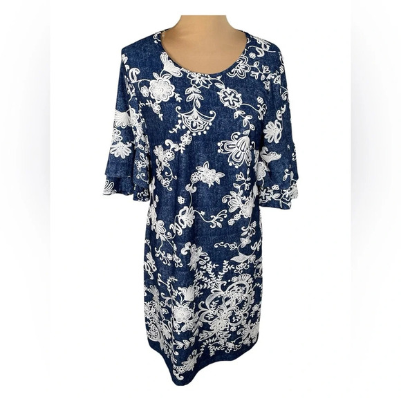 TACERA Dress Blue White Lace Floral Beach Dress Size Medium Stretch - Picture 1 of 7